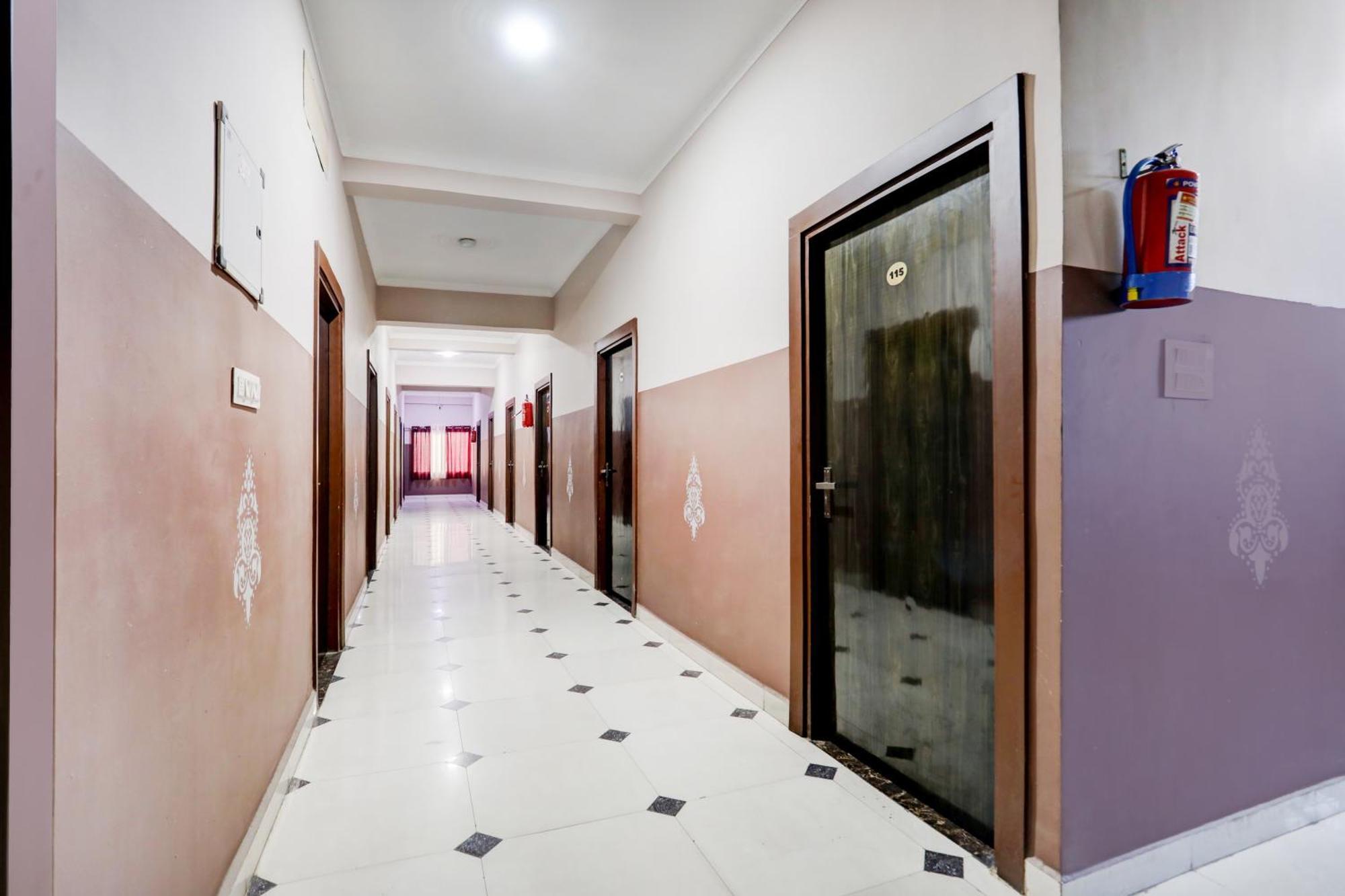 Hotel Super Townhouse Gida Near Rto Office Gorakhpur Exterior foto