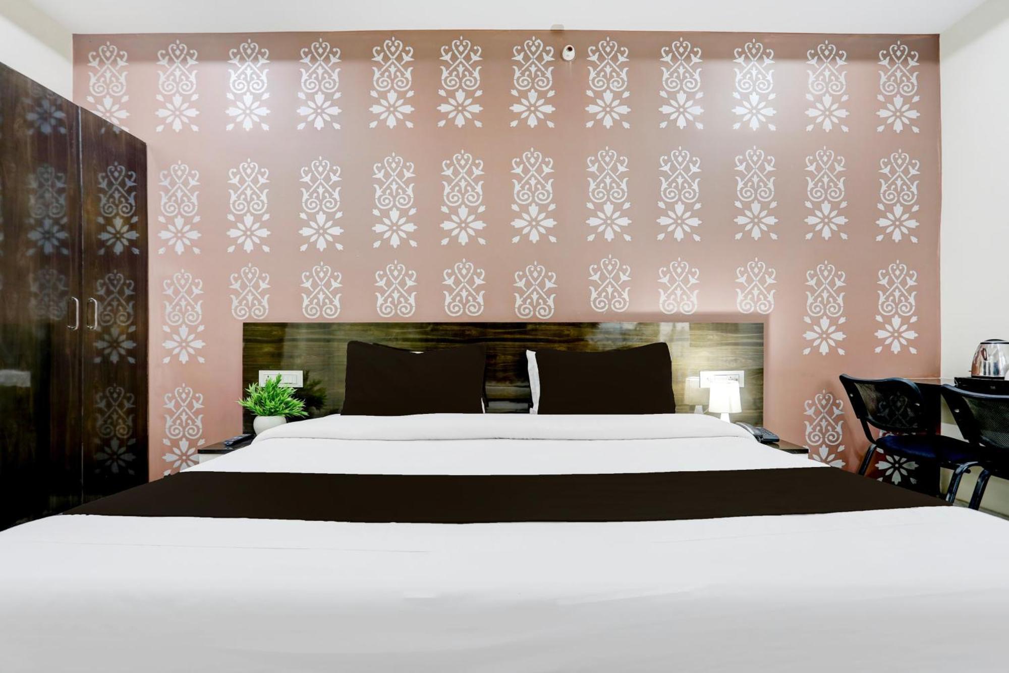 Hotel Super Townhouse Gida Near Rto Office Gorakhpur Exterior foto
